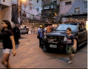 Pesquisa da UFSCar acompanha policiais-professores na Cidade de Deus